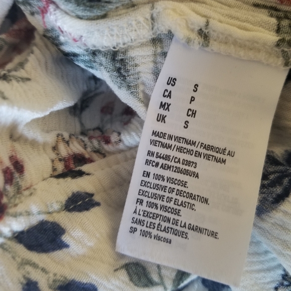 American eagle floral short size S - Picture 7 of 9